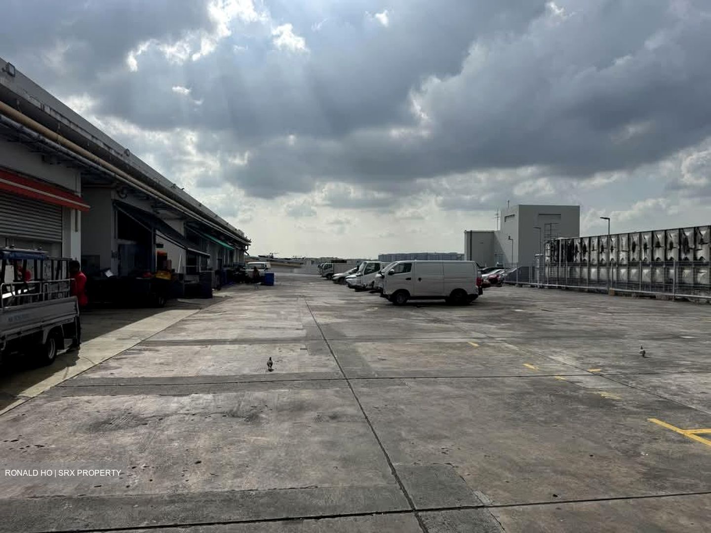 Enterprise One (D14), Factory #564630261